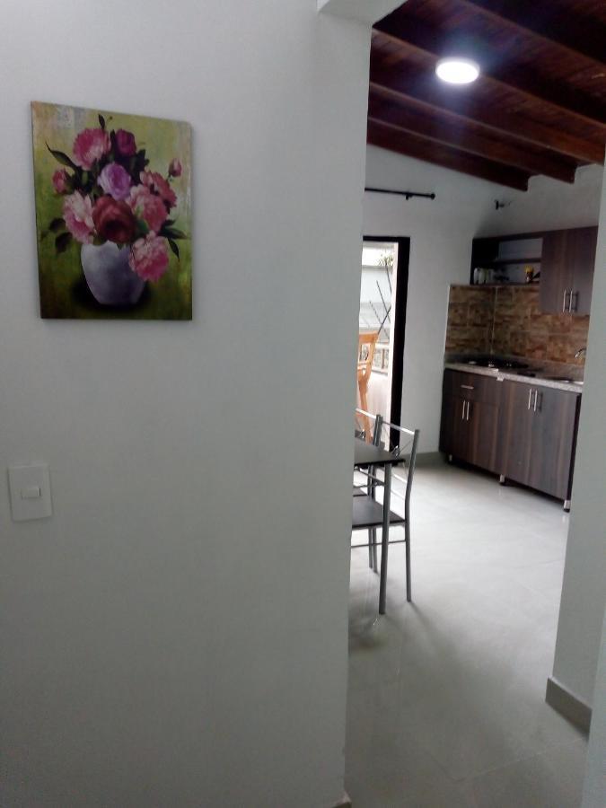 Apartment Apartamento Con Balcon Laureles Estadio Medellin