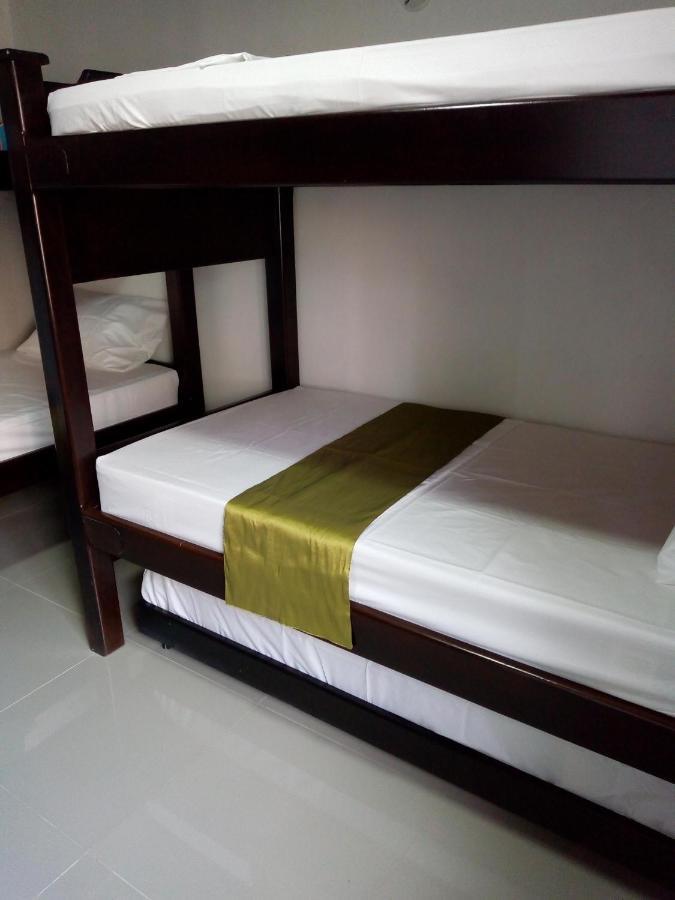 Apartamento Con Balcon Laureles Estadio *